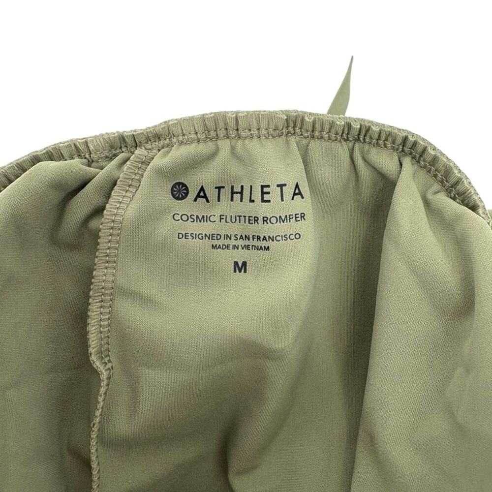 Athleta Cosmic Flutter Romper Sage Green Size Medium Sleeveless Elastic Travel - Picture 12 of 14